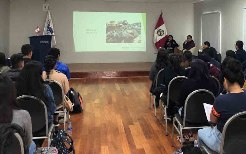 DIÁLOGOS AMBIENTALES: Presentación de Nuevos Retos en la Gestión de Residuos Sólidos en el Perú